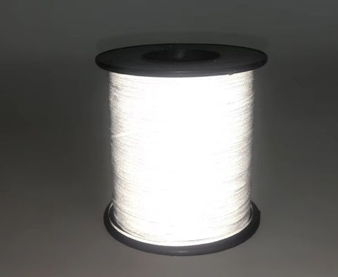 Filati riflettenti per cucitura industriale Filati riflettenti argento per ricamo Materiali riflettenti grigi